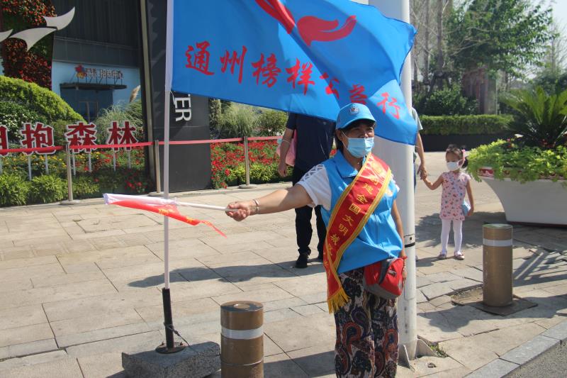 <strong>啊～小sao货闺蜜奶头好硬视频</strong>